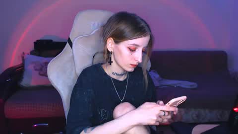 Snapshot of cath_dysphoria_ chatting on March 5, 9:48 pm CATH online show from March 5, 9:48 pm
