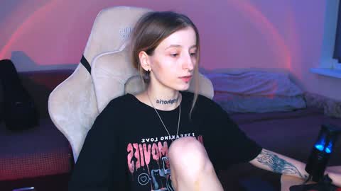 Snapshot of cath_dysphoria_ chatting on January 12, 10:22 pm CATH online show from January 12, 10:22 pm