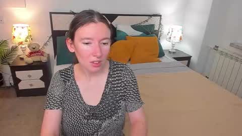 Catrin online show from October 12, 7:34 am