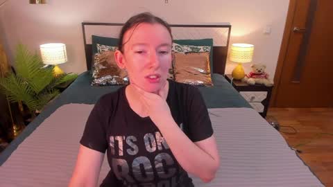 Catrin online show from April 8, 5:10 am