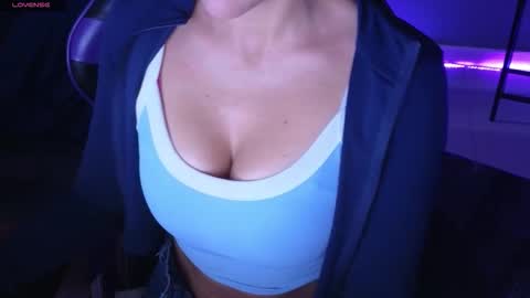 catherinstone online show from December 21, 10:43 am