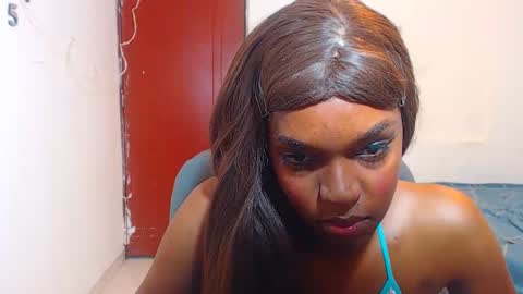 cathi_nahomi online show from November 20, 3:05 am