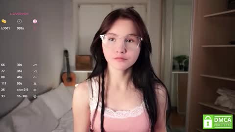 Snapshot of cathleenleoni chatting on September 19, 6:33 pm Eva online show from September 19, 6:33 pm