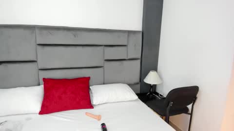 Catleya online show from December 21, 12:33 pm