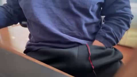 catmandoo21001 online show from November 7, 4:42 pm