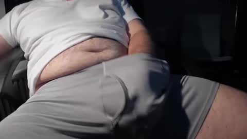 Snapshot of catmandoo21001 chatting on February 27, 3:51 am catmandoo21001 online show from February 27, 3:51 am