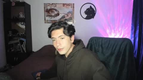 catnuaa online show from December 5, 3:53 am