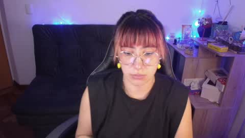 im MIA  -Independent Model  MY OF is catsito3 online show from March 6, 3:49 am