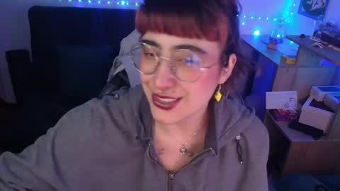 im MIA  -Independent Model  MY OF is catsito3 online show from April 16, 2:11 am