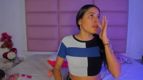 cattalina_25 online show from April 10, 12:32 pm