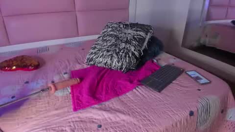 cattalina_25 online show from February 17, 12:59 pm