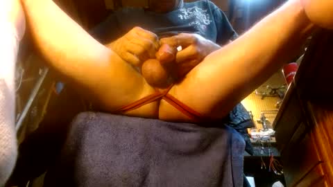Snapshot of caughtnaked chatting on January 4, 12:27 pm caughtnaked online show from January 4, 12:27 pm