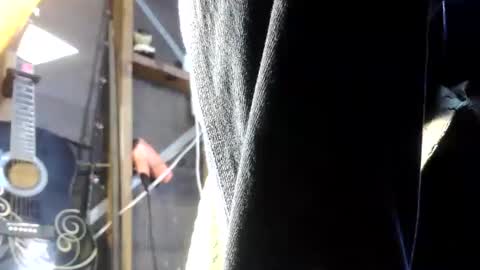 caughtnaked online show from October 6, 8:04 pm