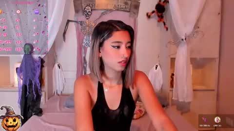 cayetanamiles online show from October 18, 7:45 am