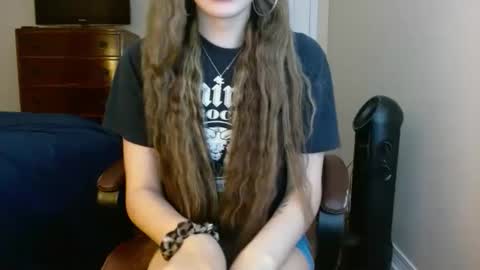 Snapshot of cayjorrr chatting on October 7, 6:48 pm 222cayyy online show from October 7, 6:48 pm