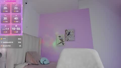 Cay online show from October 12, 1:15 pm