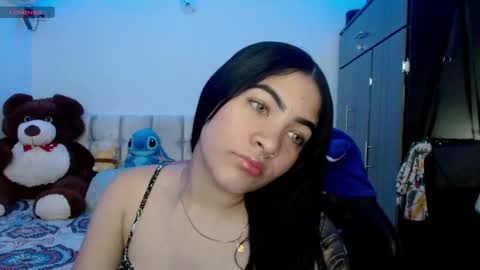 Snapshot of caylinn19 chatting on September 13, 3:53 am Caylinn online show from September 13, 3:53 am