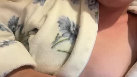 Claire online show from April 4, 11:23 pm