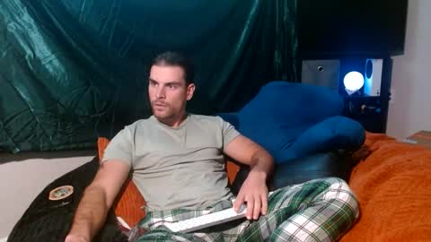 Rivs online show from December 13, 8:25 pm