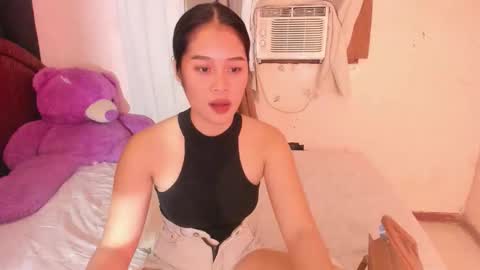 Snapshot of ce_lien chatting on September 15, 7:54 am ce_lien online show from September 15, 7:54 am