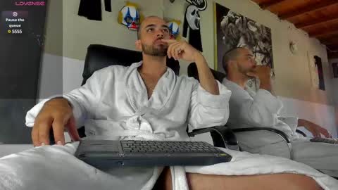 Snapshot of ceasar_live chatting on February 17, 2:38 pm ceasar online show from February 17, 2:38 pm