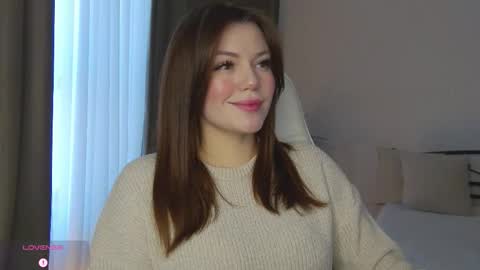 cecillaj online show from January 18, 7:28 am