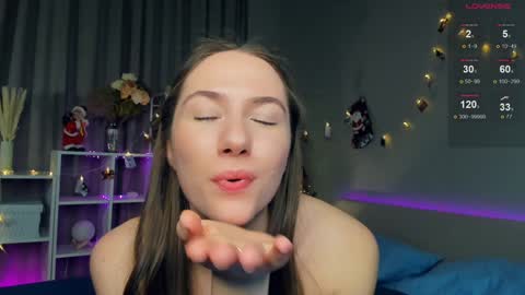 Josie Manesi online show from January 24, 7:18 pm