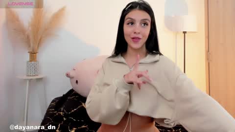 Snapshot of celeste_1220 chatting on January 10, 3:29 am Alice online show from January 10, 3:29 am