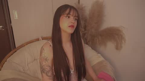 Snapshot of celeste_angel1 chatting on September 16, 7:50 pm Diane Independent model online show from September 16, 7:50 pm