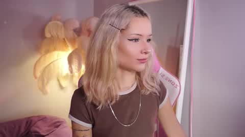 Celeste  online show from October 14, 9:51 pm