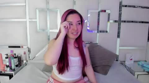 Snapshot of celeste_hillx chatting on March 11, 2:53 am celeste_hillx online show from March 11, 2:53 am