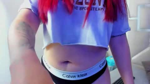 Snapshot of celeste_hillx chatting on February 26, 3:25 am celeste_hillx online show from February 26, 3:25 am