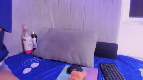 celeste_jhons1 online show from November 3, 8:10 pm