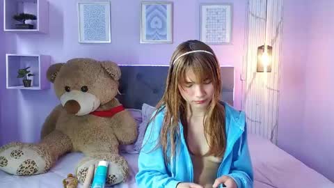 celeste_london online show from April 25, 2:58 pm