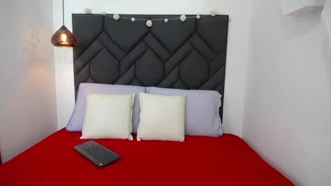 celeste_marivaux online show from September 15, 12:50 pm