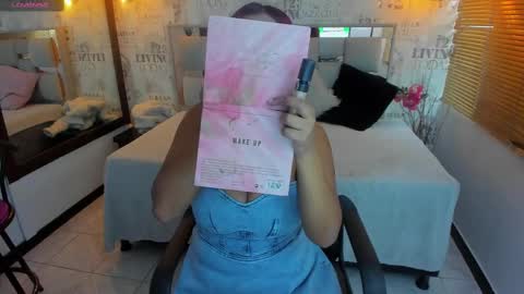 Snapshot of celeste_muller chatting on September 12, 12:51 pm celeste online show from September 12, 12:51 pm