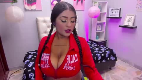Snapshot of celeste_muller chatting on February 11, 7:59 pm celeste online show from February 11, 7:59 pm