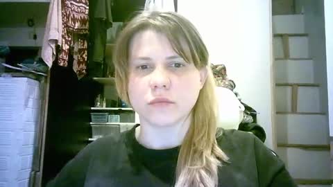 celeste_naughty_ online show from April 22, 10:44 am