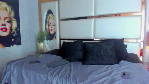 celeste_starsss online show from December 5, 10:07 pm