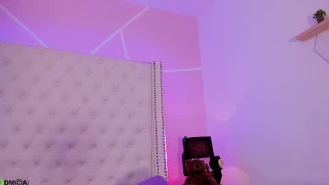 Snapshot of celeste_wayne chatting on February 6, 1:05 am Celeste Wayne online show from February 6, 1:05 am