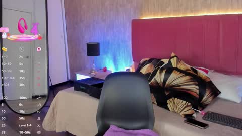 celeste_wood_ online show from October 7, 12:56 pm