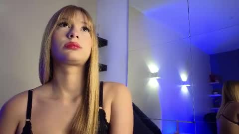 celesteNoa online show from July 24, 11:40 am