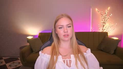 celestenoirr online show from September 29, 6:23 am