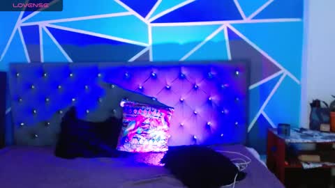 I am Valentinn online show from October 8, 12:18 am