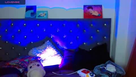 I am Valentinn online show from February 23, 1:35 am