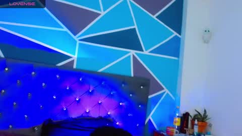 I am Valentinn online show from October 3, 4:32 am