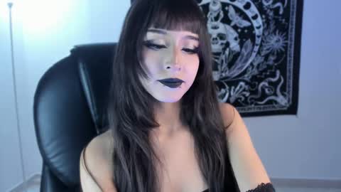   online show from March 10, 3:56 am