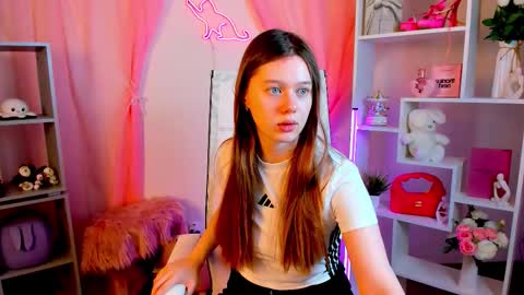 your cute kitty online show from March 16, 12:31 pm