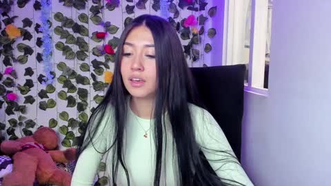 Snapshot of celestinepurple chatting on January 5, 9:25 pm Celestineeeeee online show from January 5, 9:25 pm