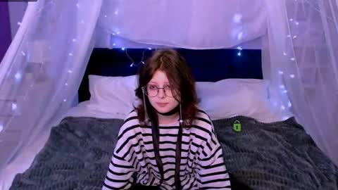 celine_sun online show from September 14, 6:42 pm